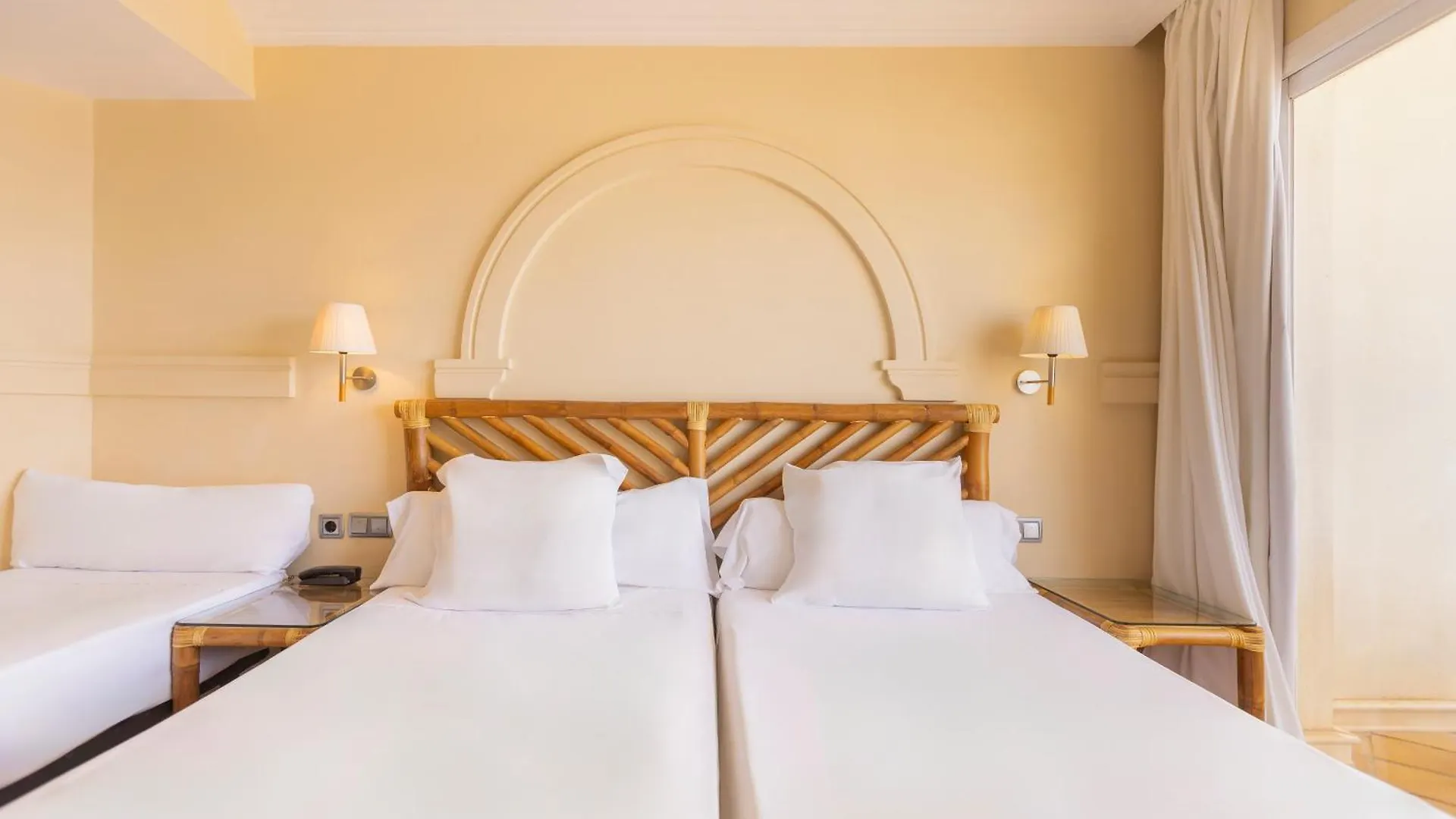 Hotel Moon Dreams Portomagno Aguadulce