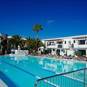 Plaza Azul 2*, Puerto del Carmen (Lanzarote) Hiszpania