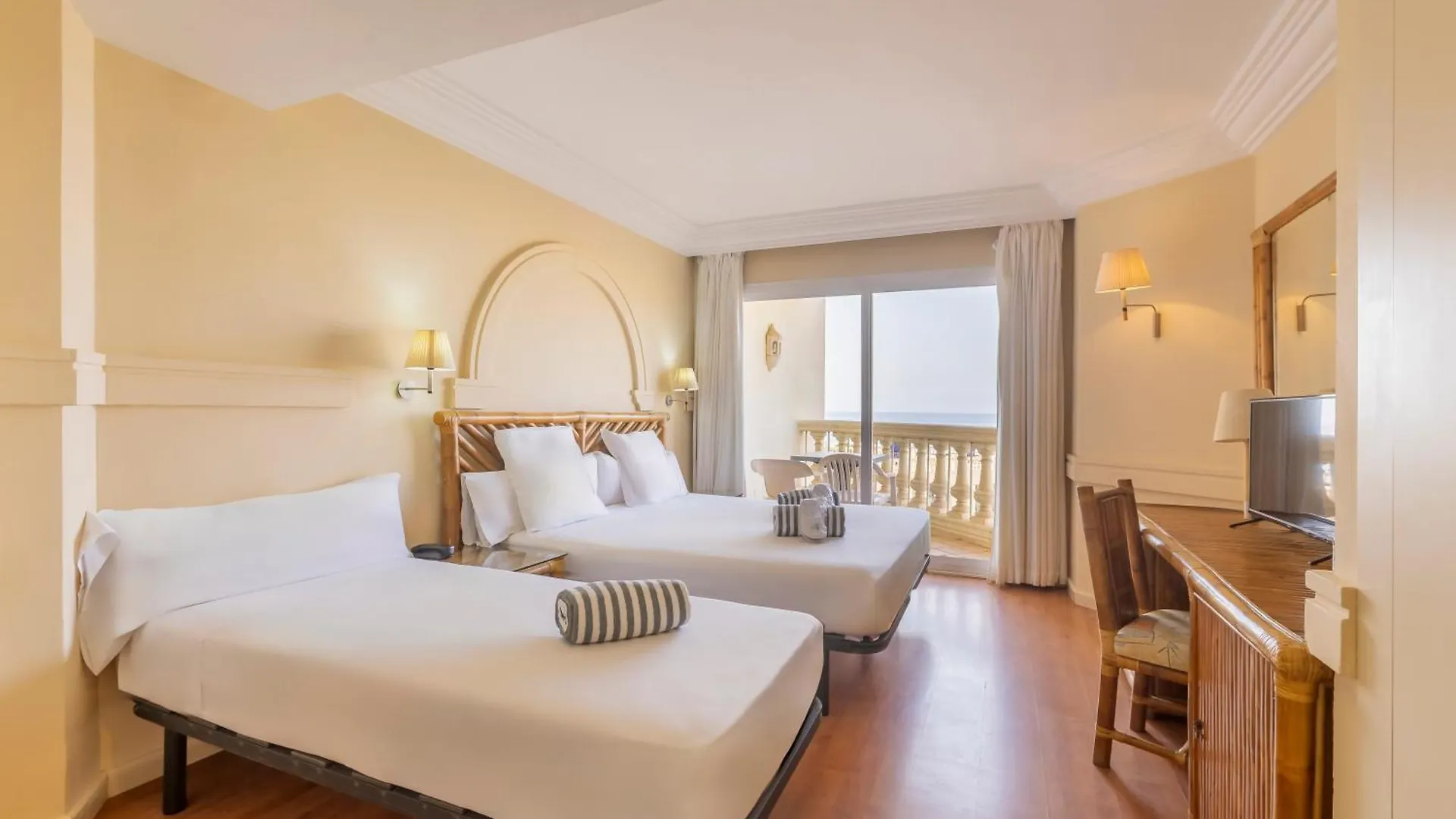 Hotel Moon Dreams Portomagno Aguadulce