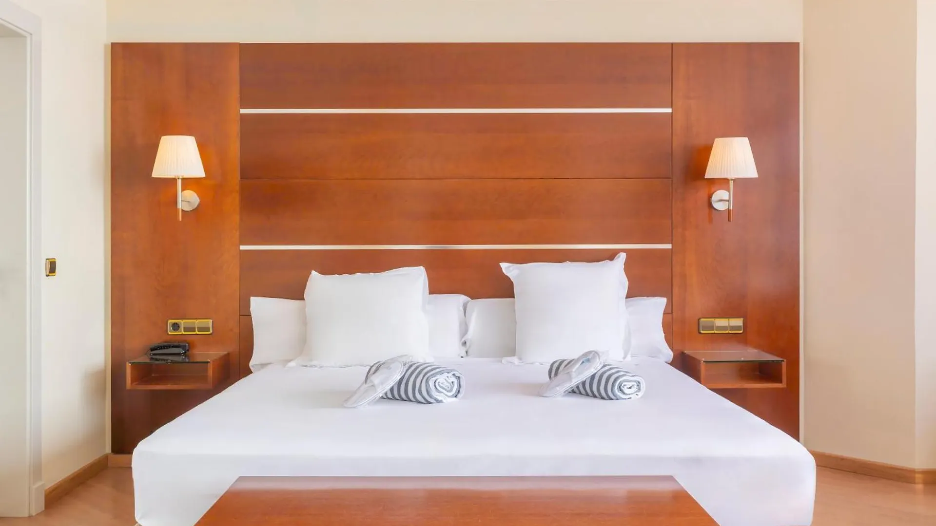 Hotel Moon Dreams Portomagno Aguadulce   Aguadulce (Almeria)