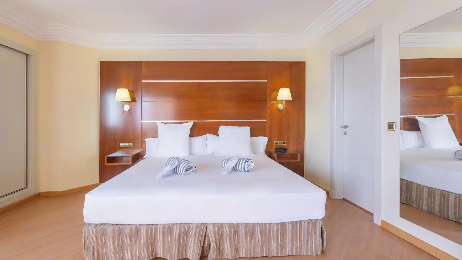****  Hotel Moon Dreams Portomagno Aguadulce  Spain