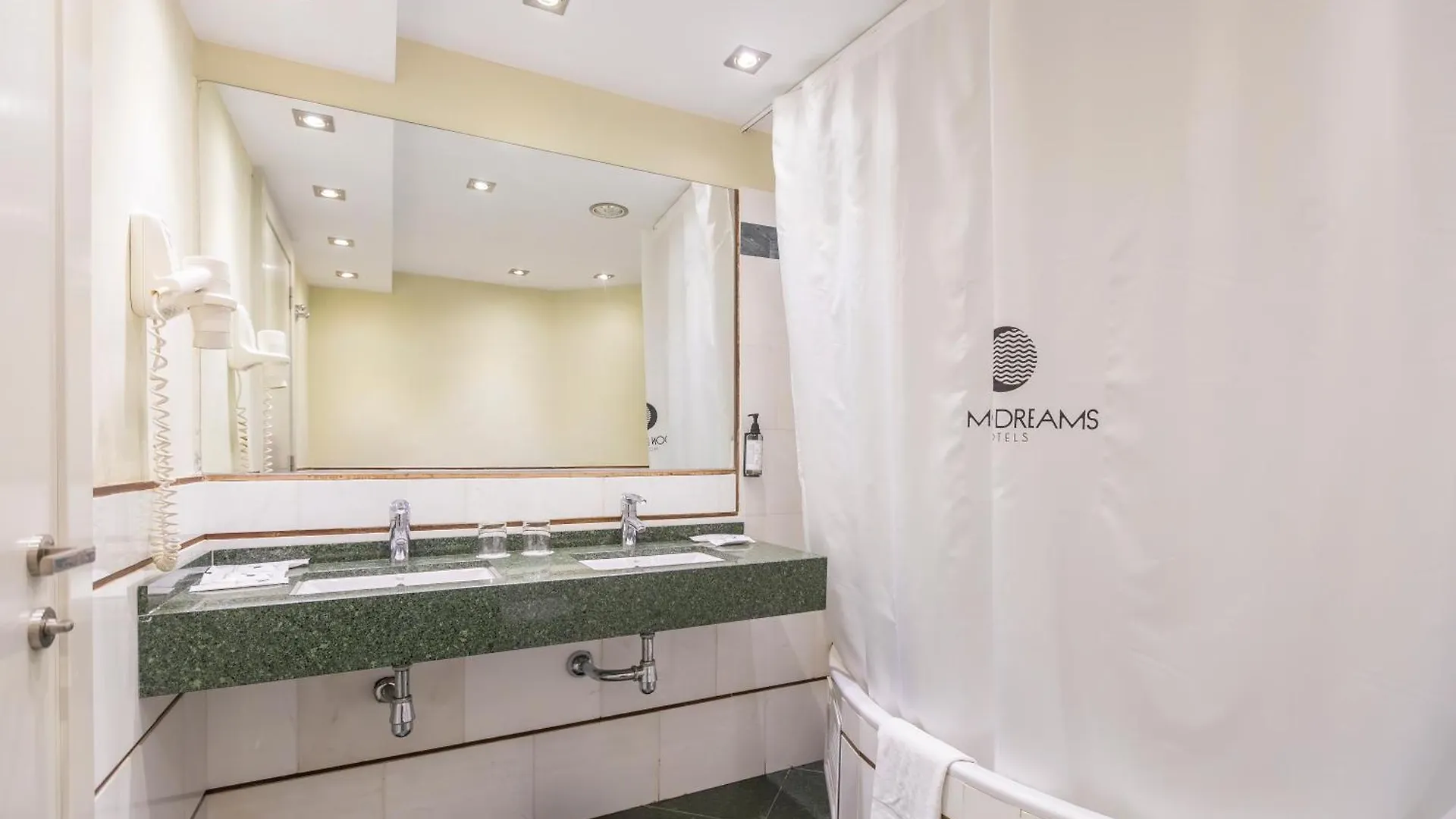 Hotel Moon Dreams Portomagno Aguadulce